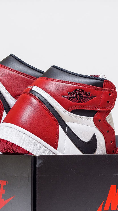 Nike Air Jordan 1 Retro High OG Chicago Lost and Found